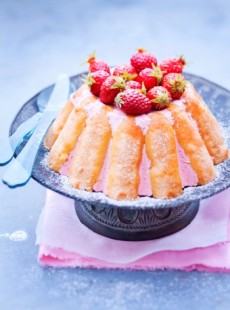recette-de-la-semaine-charlotte-aux-fraises-allegee-812